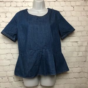 📦 MOVING SALE: Denim Top w/Tulip Pleats Short Sleeve (Bundle 5 for $30)